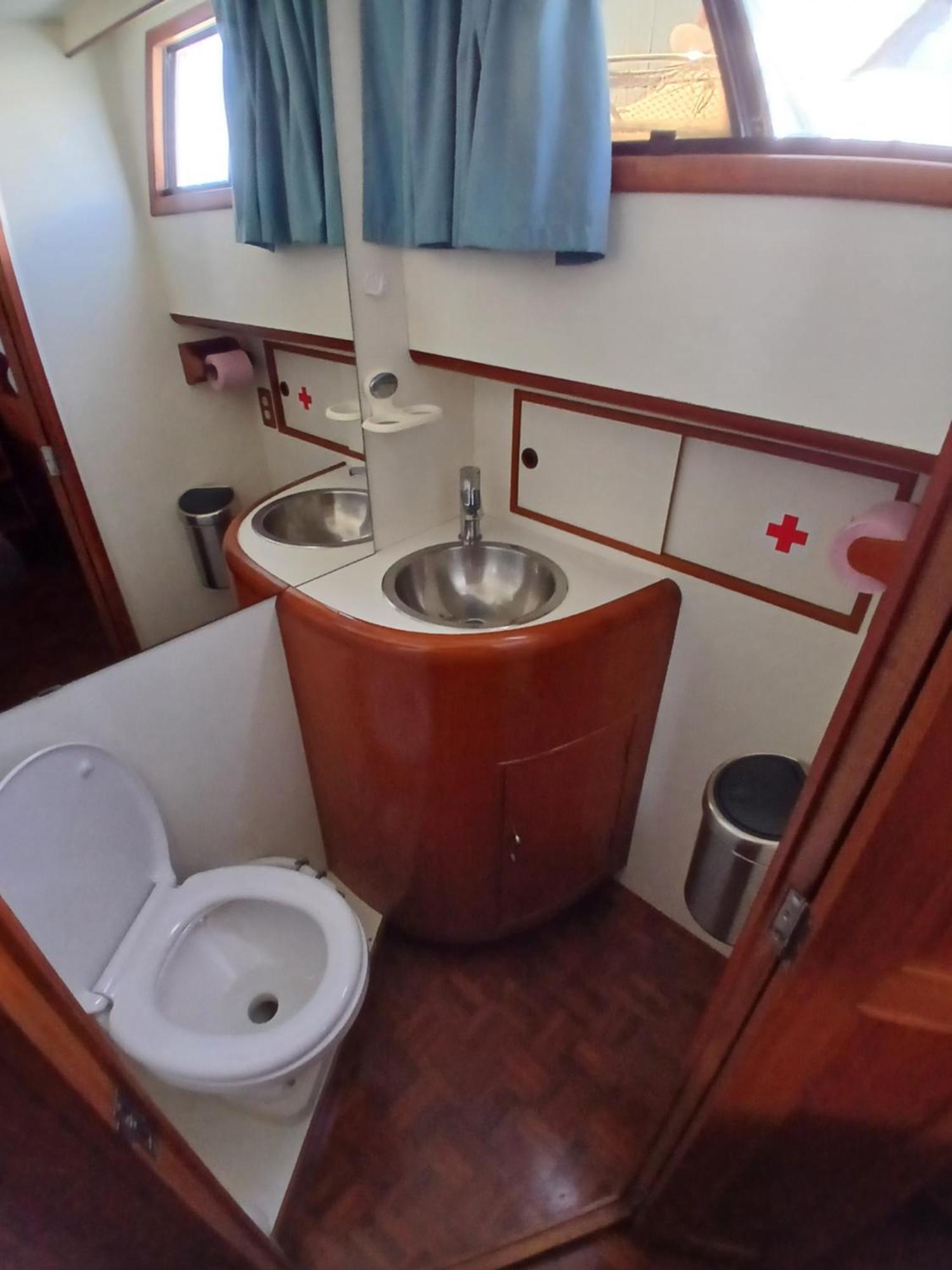 Отель Bateau Atypique Yacht La Rochelle Ла-Рошель Экстерьер фото